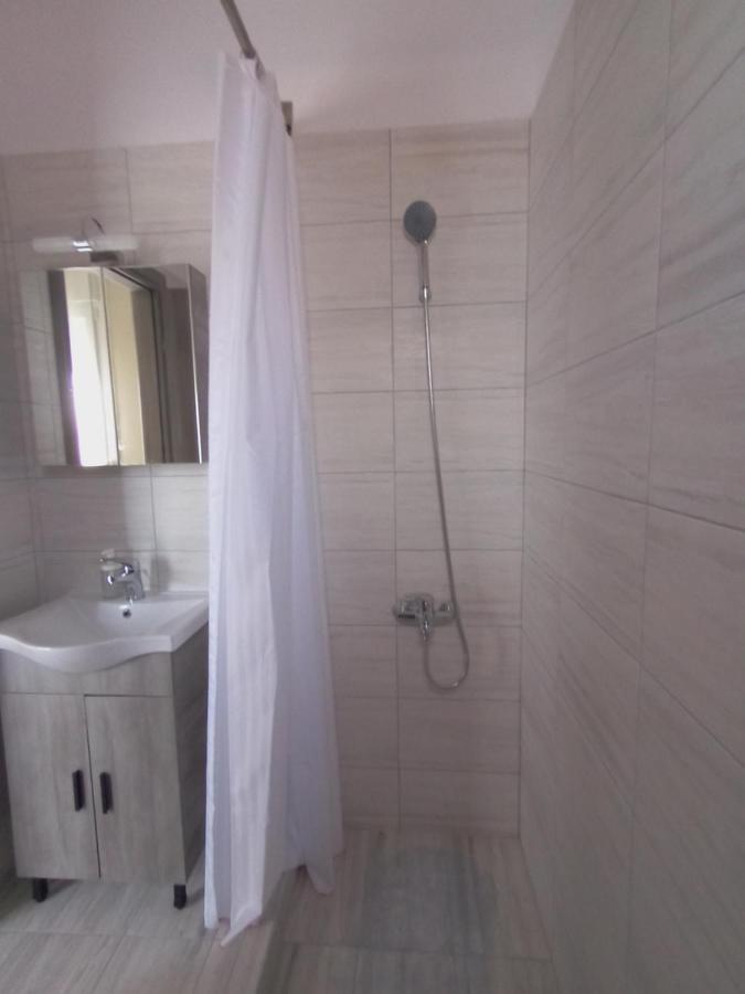 Katerina Apartment Nea Plagia Exterior photo